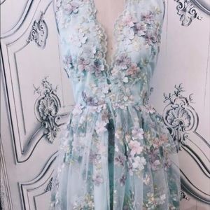 ISO: Lurelly dress